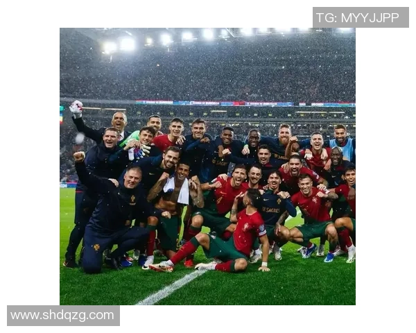 2025年全球足球球星最新排名前十位揭晓 谁将主宰绿茵场荣耀